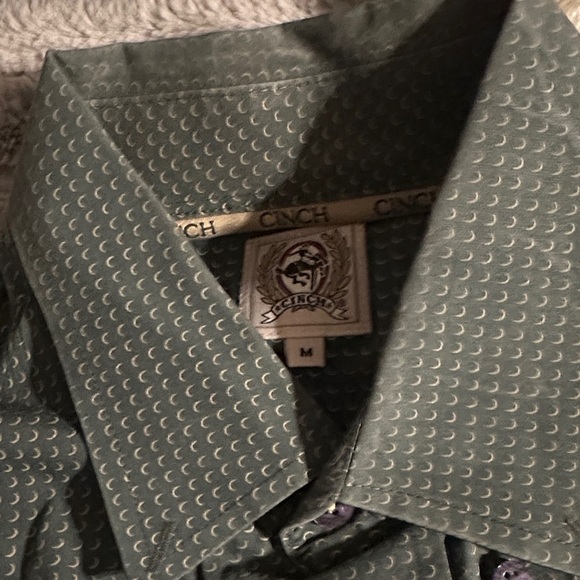 Cinch Men’s button up - Picture 4 of 5